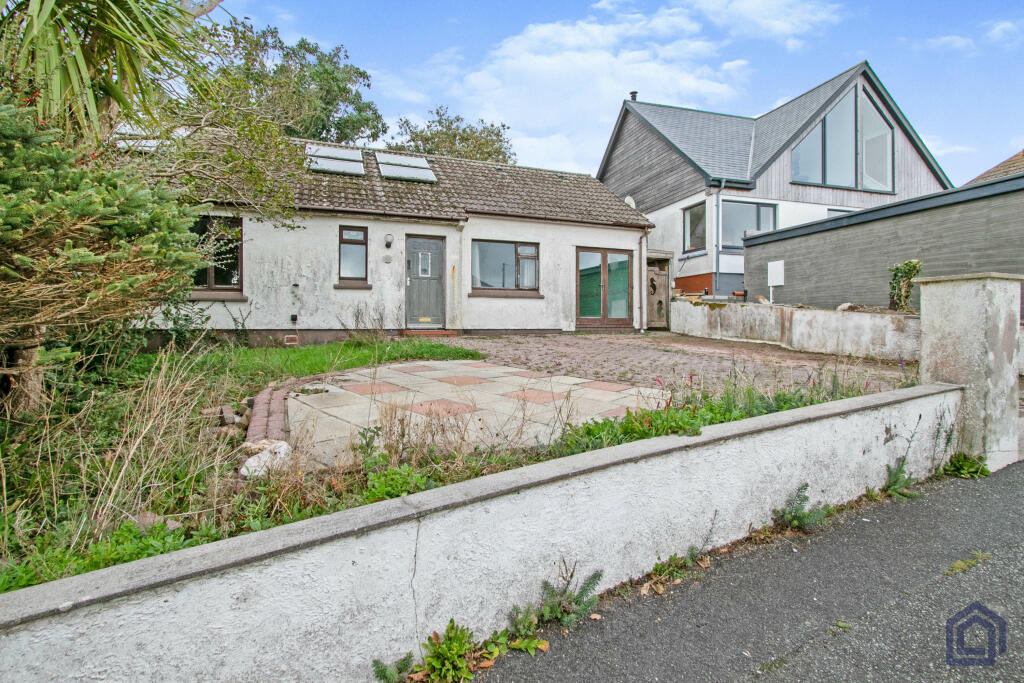 The Crescent, Porthleven, Cornwall, TR13 9LU